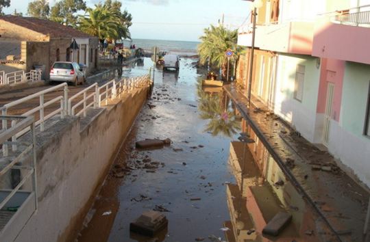 Alluvione 11 dicembre 2008 via Spiaggia... il giorno dopo