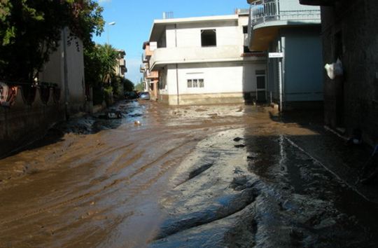 Alluvione 11 dicembre 2008 via Catania