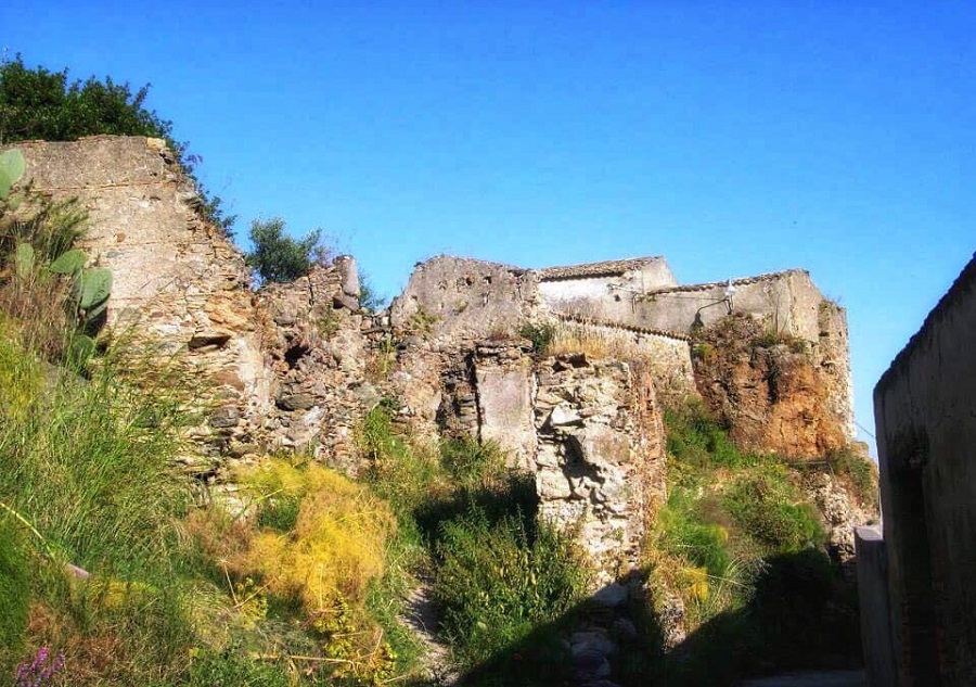 Ruderi Borgo San Michele