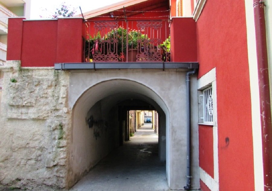 Arco in Via Mirone